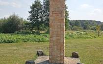 obelisk ku czci