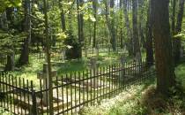 Cmentarzyk w lesie..Maziarnia Pęk