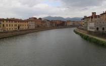 Brzegi rzeki Arno