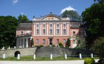 Zespół Pałacowo-Parkowy w Kurozwękach - Pałac