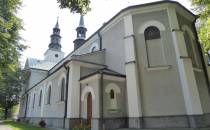 kościół pw. NMP Królowej Polski w Mędrzechowie