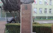pomnik generała dywizji