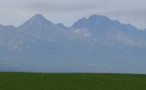 Widoki na Tatry z drogi do Szczyrby