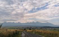 Widoki na Tatry z drogi do Szczyrby