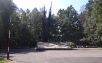 Pomnik upamiętniający bitwę na Porytowym Wzgórzu