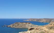 na trzecim planie  widać  Gozo
