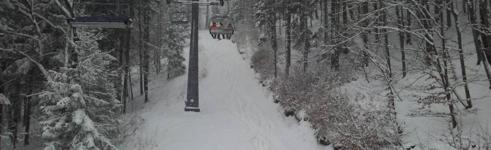 Czantoria zjazd snowboard  pod kolejką na  2012/1/16 12:53