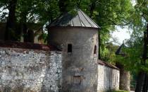 Wancerzów - mury klasztoru