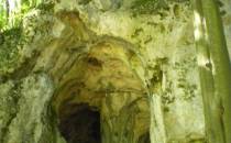 jaskinia pod zamkiem Ostrężnik