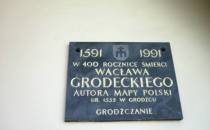 tablica na zamku Grodeckiego