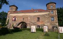 pozostałości zamku w Toszku
