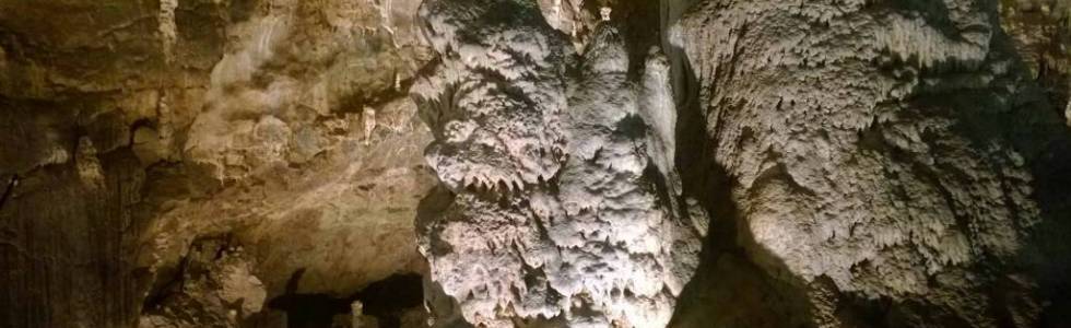 Jaskinia Punkevni , przepaść Macocha i spacer  po Morawskim Krasie