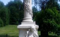 Pomnik -cmentarz Horyniec