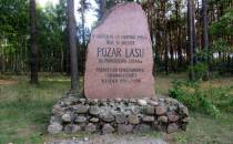 Obelisk upamiętniający wielki pożar lasu w 1992r.