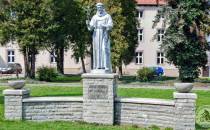 Pomnik św. Franciszka z Asyżu.