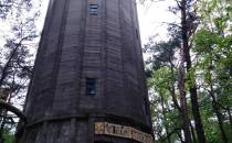 Zabytkowa wieża ciśnień w Tuszynku