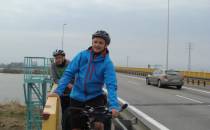 Szeroki most dla rowerzystów i pieszych
