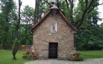 Zabytkowa kaplica Gąsieniców  /  Historic chapel funded by Paweł Gąsienica