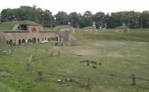 Fort nr.2 (plac manewrowy)