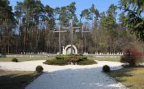 Pomnik i cmentarz w Sochach