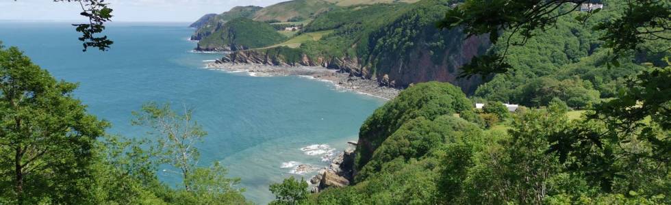 Southwest Coast Path między ujściem rzeki Heddon (Heddon's Mouth) i Woody Bay