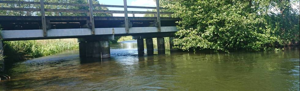 Rzeka Wda Miedzno Czarna Woda Hydrostacja