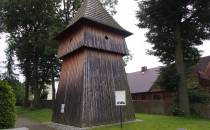 Odnowiona dzwonnica z 1679r.