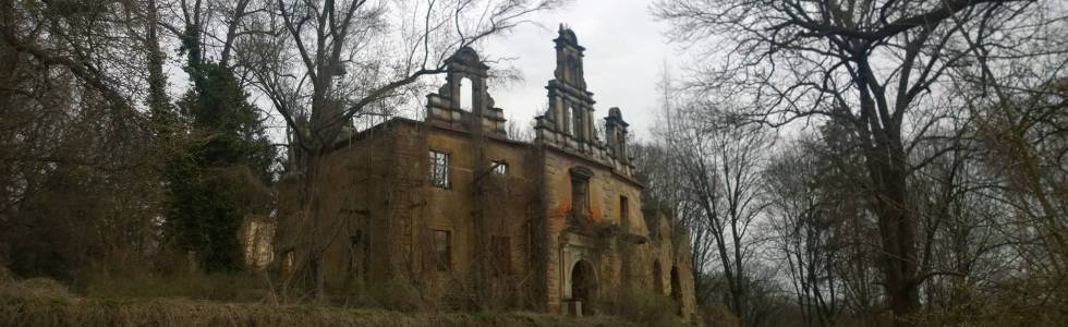 Krzyże pokutne pojednania Gołaszyce , Śmiałowice i  ruina pałacu Siedmilowice