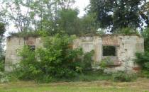 ruiny zboru ariańskiego w Węchadłowie