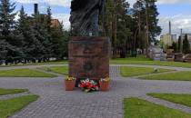 Pomnik św. Jana Pawła II w Małkini